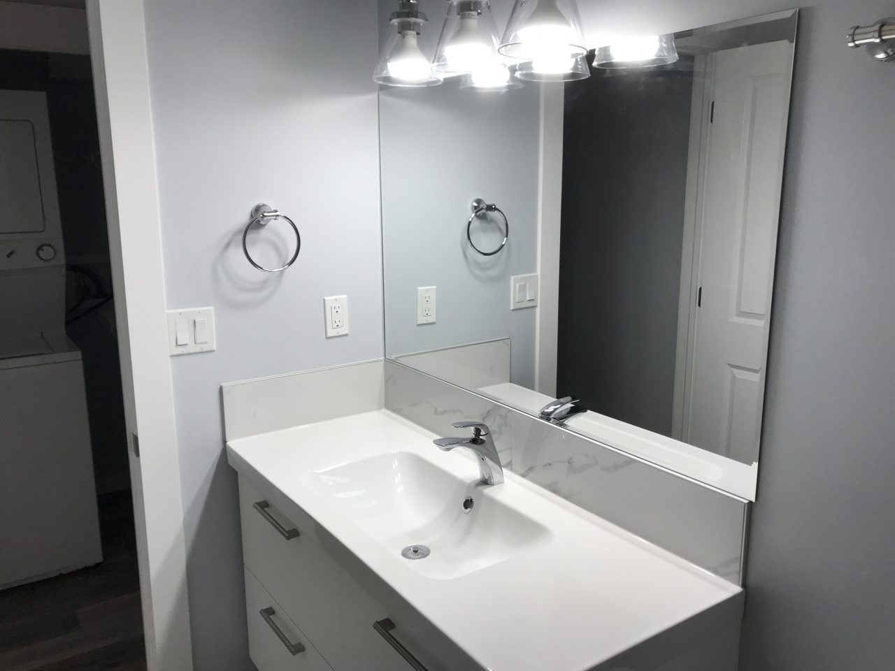 bathroom-basement-suite